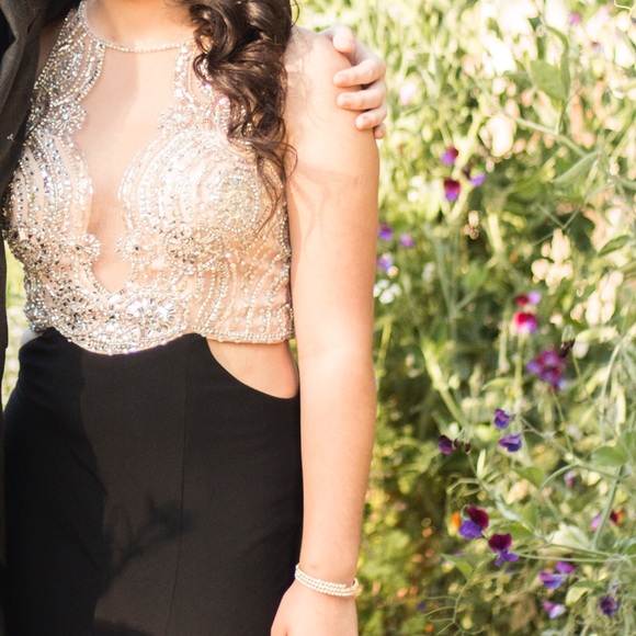 Dresses & Skirts - Prom dress